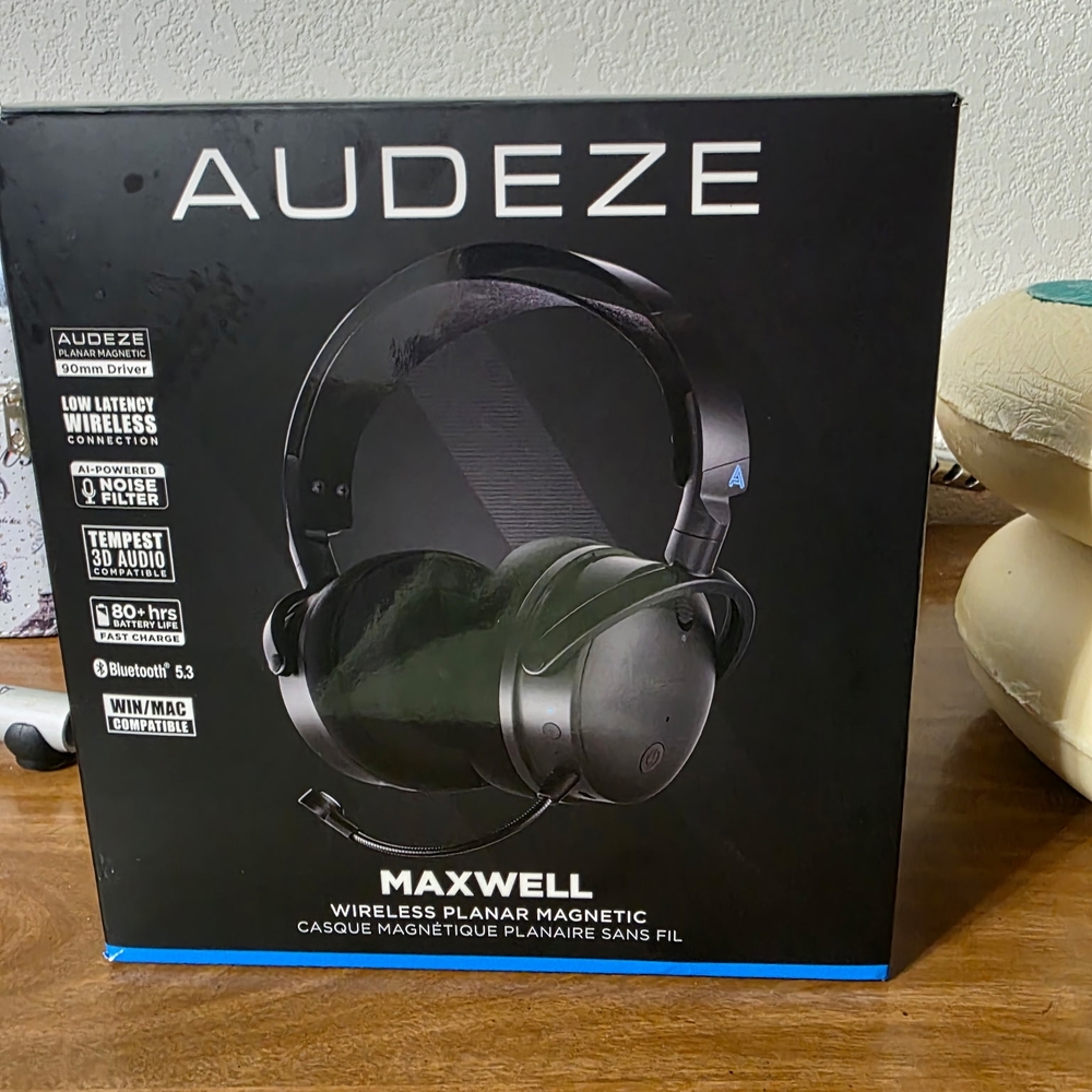 Audeze Maxwell Wireless Planar Magnetic Headphones